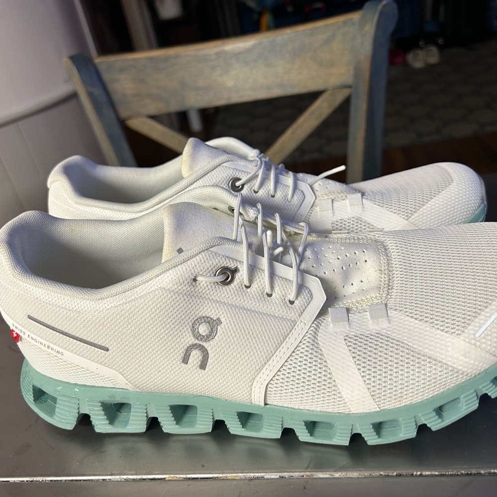 On Cloud Running/Walking/Casual Sneakers - Men’s Size 10.5 - New Without Box